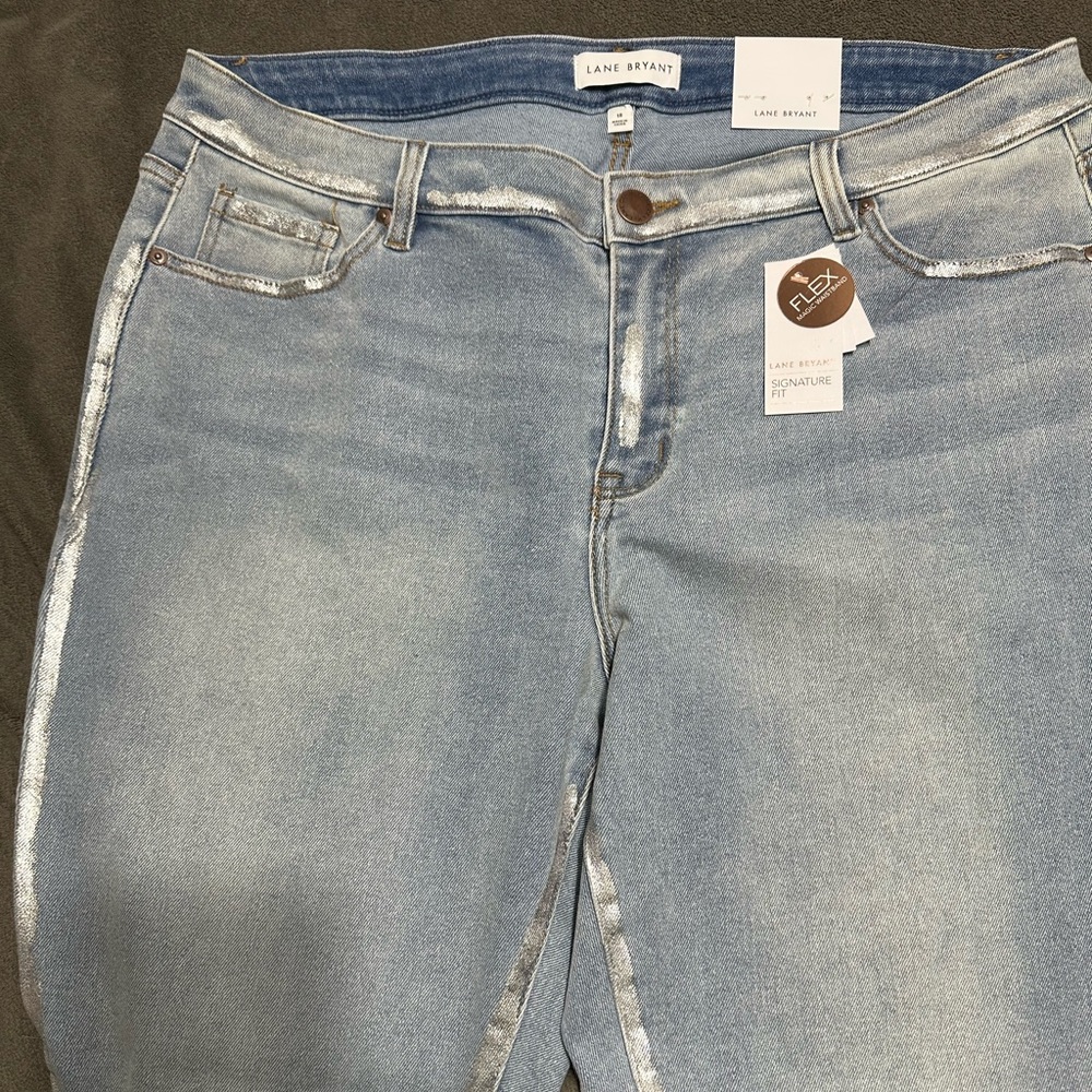 Lane Bryant signature fit flex waistband light wash with silver accent jeans